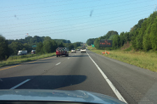 Interstate-75 South, Schilder verbieten das Parken am Straßenrand währende der Finsternis