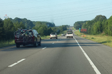 Interstate-75 South, signs prohibiting parking on shoulders during eclipse