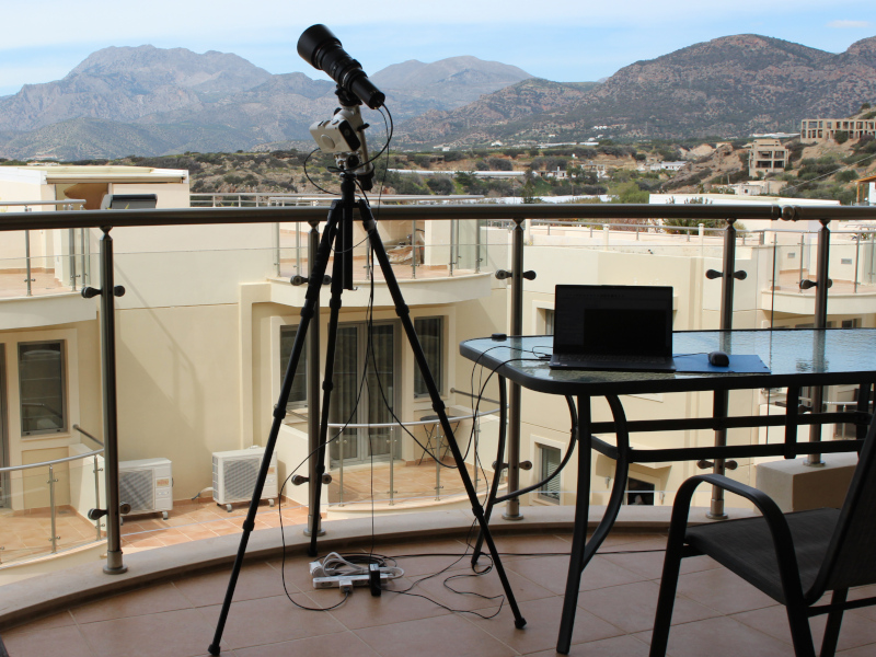 Teleskopaufbau mit Canon EF 200mm Teleobjektiv auf Vixen Polarie