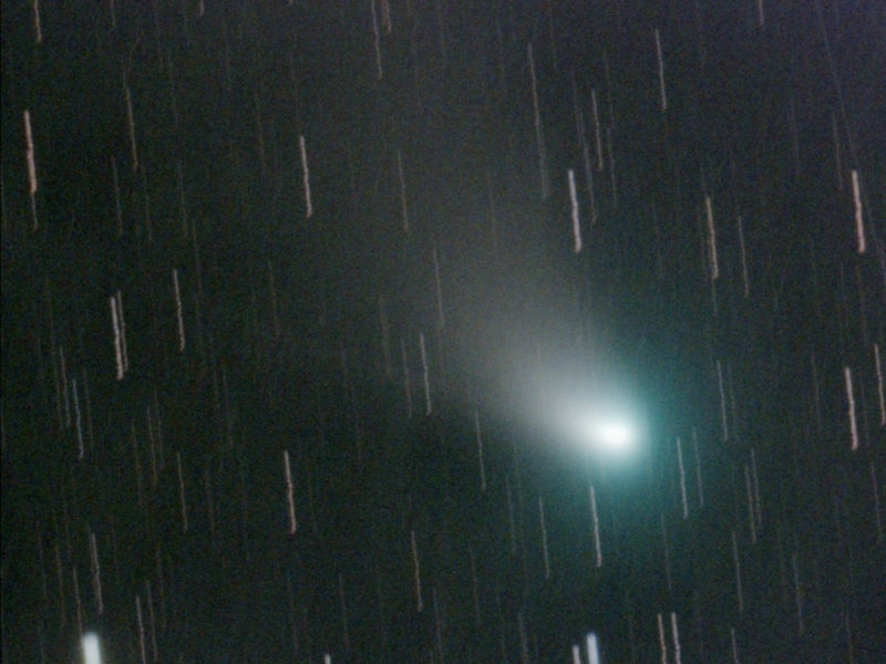Komet C/2022 E3 (ZTF) in Tau